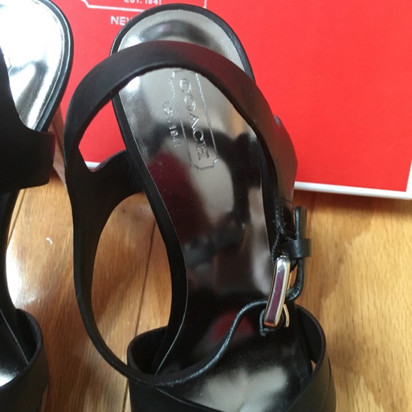 Coach 8.5 Dani Veg Leather Black Platforms Sandals - Picture 6 of 10